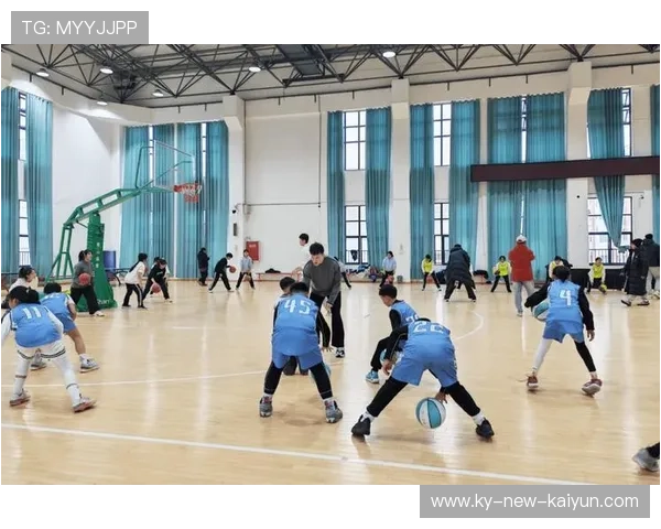 特色篮球文化体验活动走入乡村，全面普及全民运动，宣传篮球文化